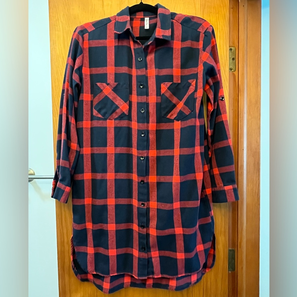 Acting Pro Red and Black Checkered Top